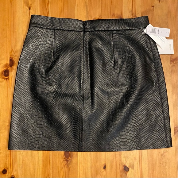 Aritzia Wilfred New Patio Leather Mini Skirt High Waisted Vegan Cocktail Python - Picture 7 of 15